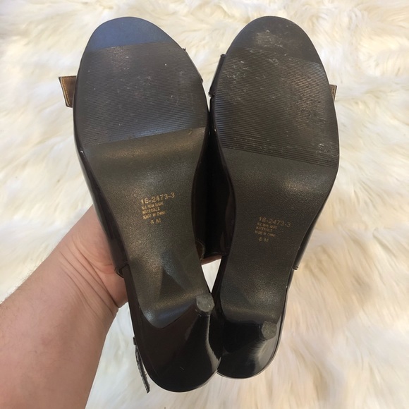 Jessica London Brown Patent Buckle Detail Heels 8M - Picture 4 of 5